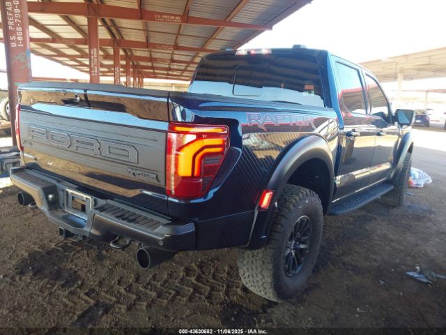 Ford F-150 Raptor Image 4