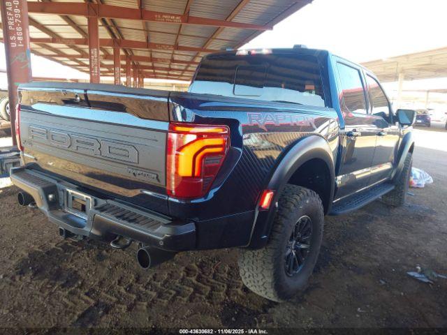 Ford F-150 Raptor Image 4