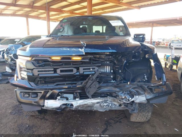 Ford F-150 Raptor Image 7