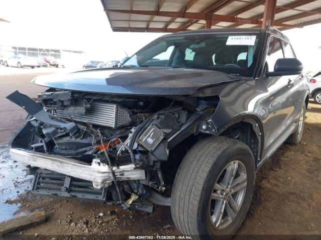 Ford Explorer Xlt Image 17