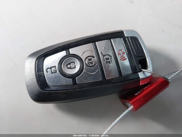 Ford Explorer Xlt Image 16