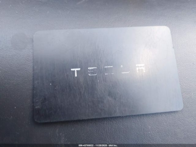 Tesla Model Y Long Range Dual Motor All-wheel Drive Image 7