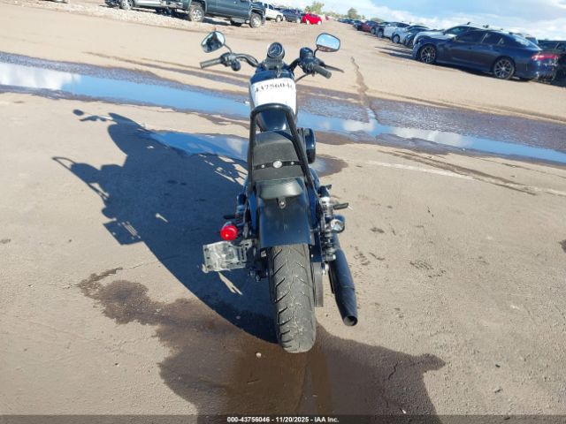 Harley-Davidson Xl883 N Image 12