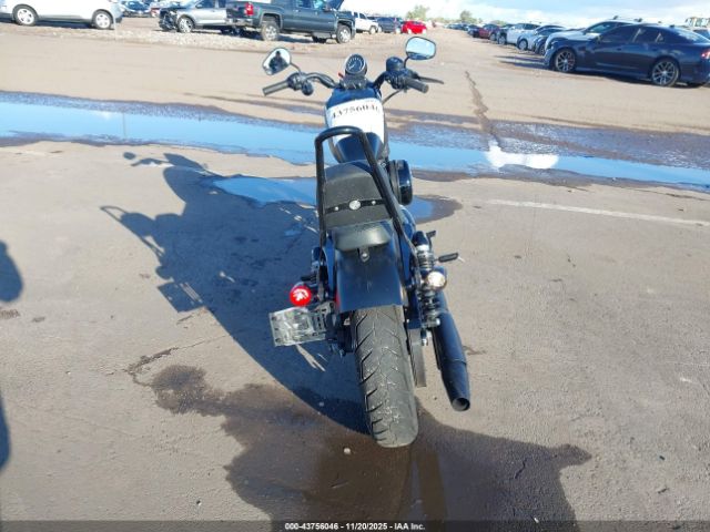 Harley-Davidson Xl883 N Image 17