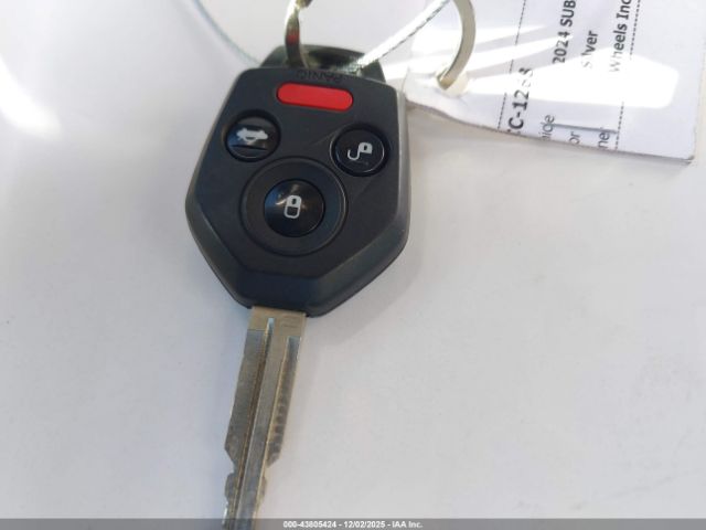 Subaru Legacy Image 11