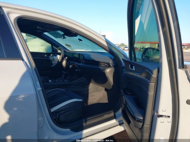 Kia K5 Gt-line Fwd Image 7