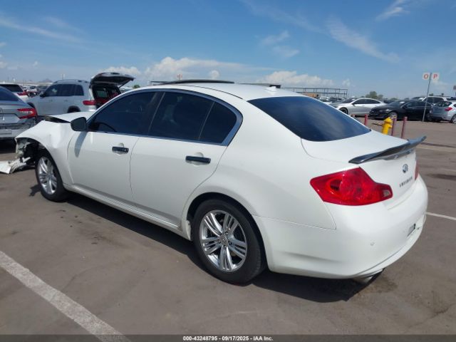 INFINITI G37 Journey Image 2