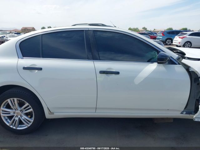 INFINITI G37 Journey Image 9