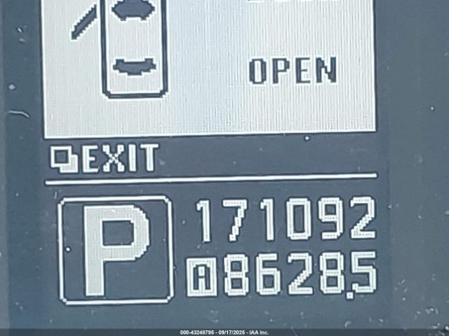 INFINITI G37 Journey Image 14