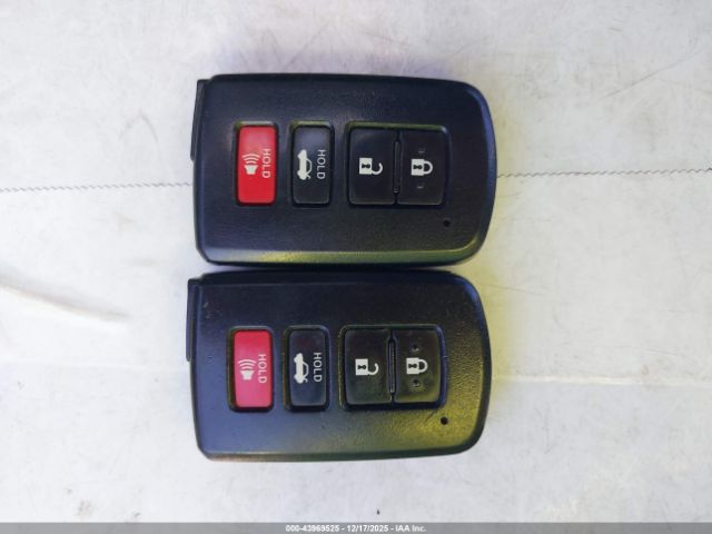 Toyota Corolla S Plus Image 15