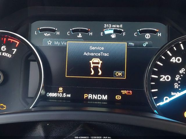 Ford F-150 Lariat Image 11