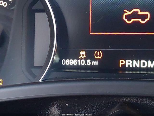 Ford F-150 Lariat Image 16