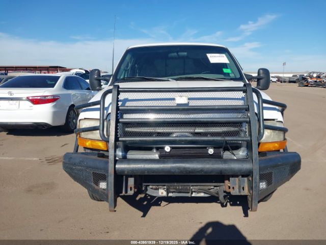 Ford F-250 Image 9