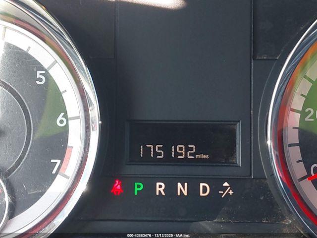 Dodge Grand Caravan Sxt Image 9