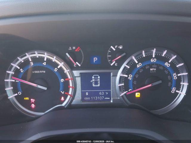 Toyota 4Runner Limited Image 15