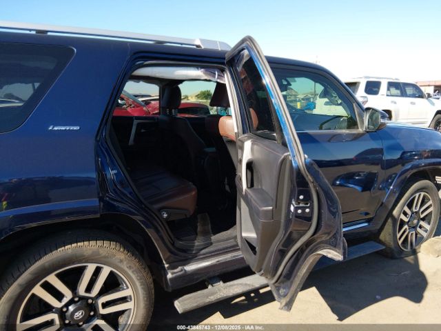 Toyota 4Runner Limited Image 12