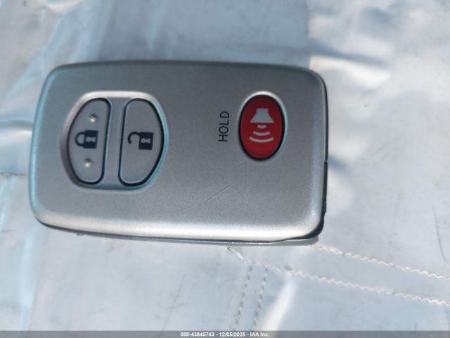 Toyota 4Runner Limited Image 17