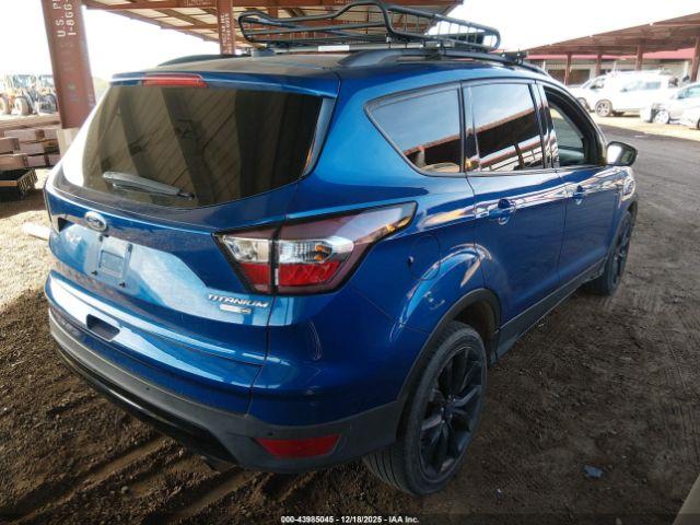 Ford Escape Titanium Image 14