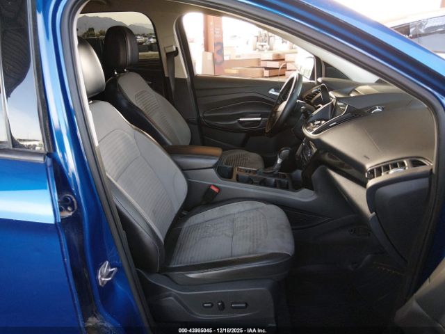 Ford Escape Titanium Image 15