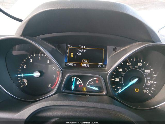 Ford Escape Titanium Image 12