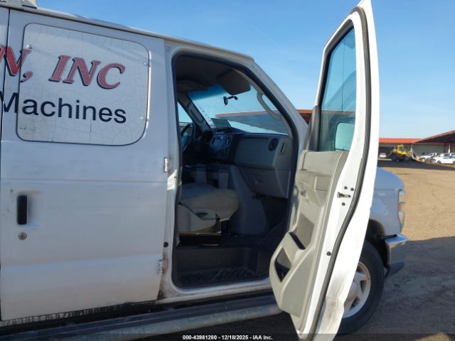 Ford E-250 Commercial Image 13