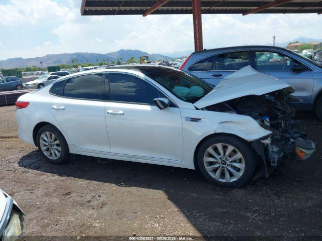 Kia Optima Ex Image 16