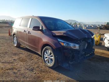  Salvage Kia Sedona