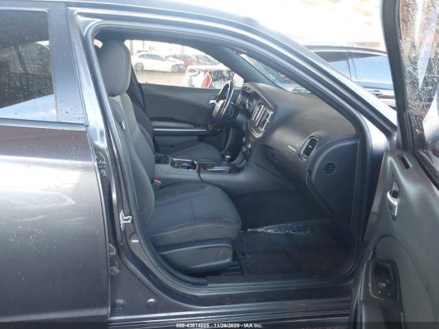 Dodge Charger Sxt Rwd Image 11