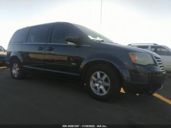  Salvage Chrysler Town & Country