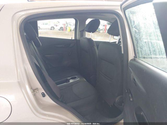 Chevrolet Spark Ls Cvt Image 10