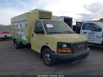  Salvage General Motors Savana Cutaway