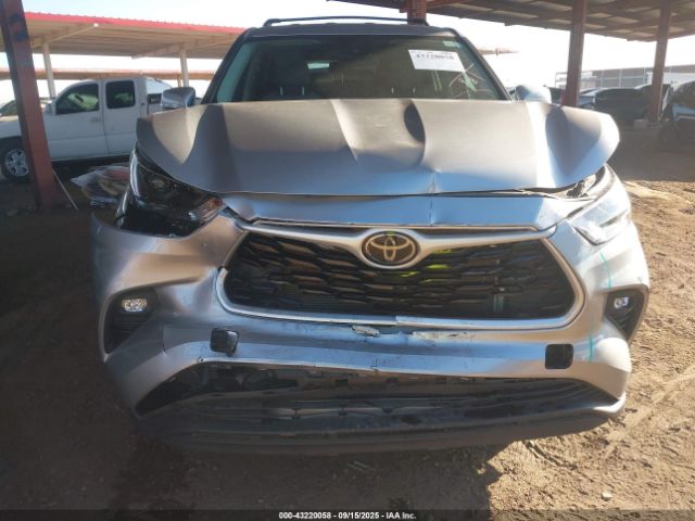 Toyota Highlander Le Image 16