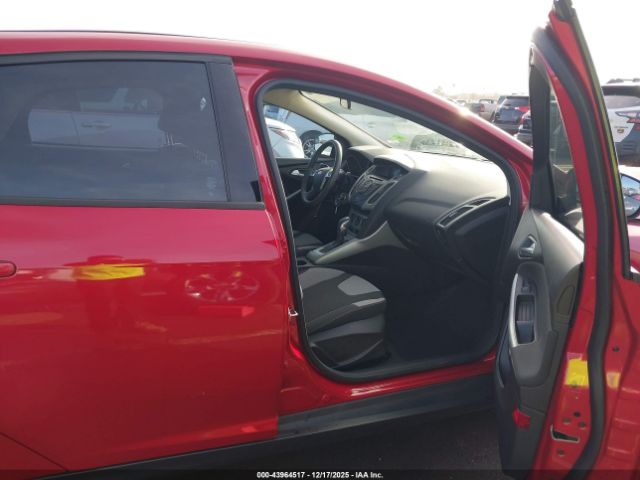 Ford Focus Se Image 9