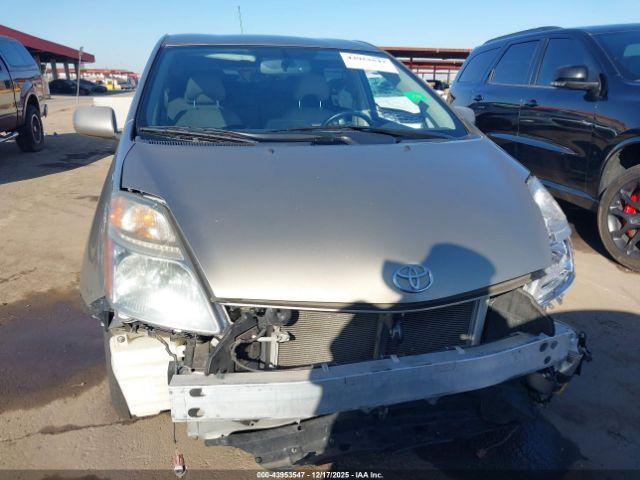 Toyota Prius Image 9