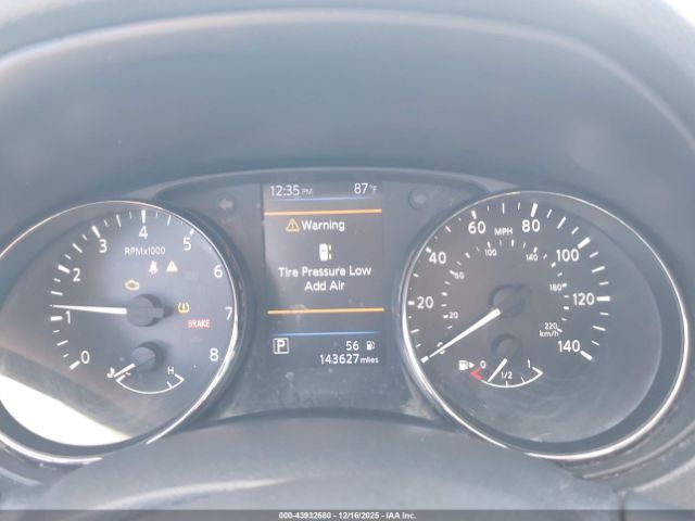 Nissan Rogue S Image 7