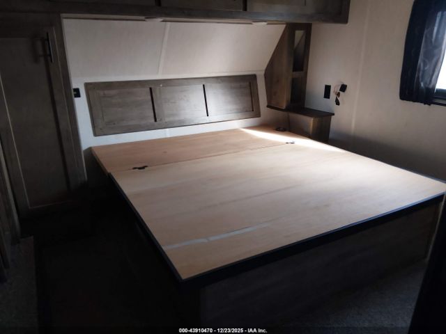 Forest River Wolf Pack Image 6