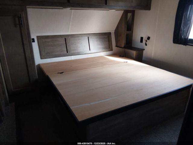 Forest River Wolf Pack Image 6