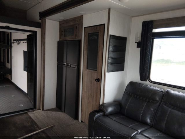 Forest River Wolf Pack Image 12