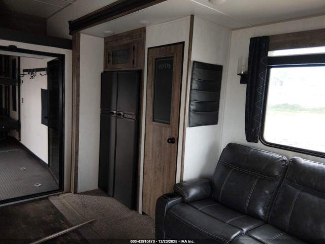 Forest River Wolf Pack Image 12