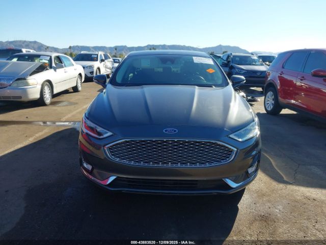 Ford Fusion Titanium Image 5