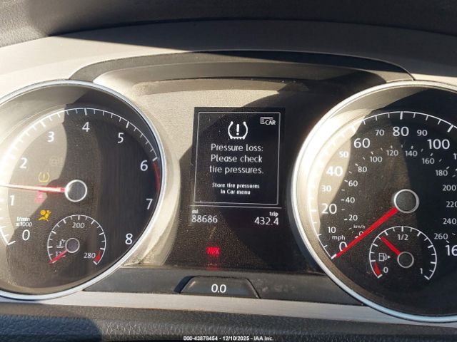 Volkswagen Golf Tsi S 2-door Image 7