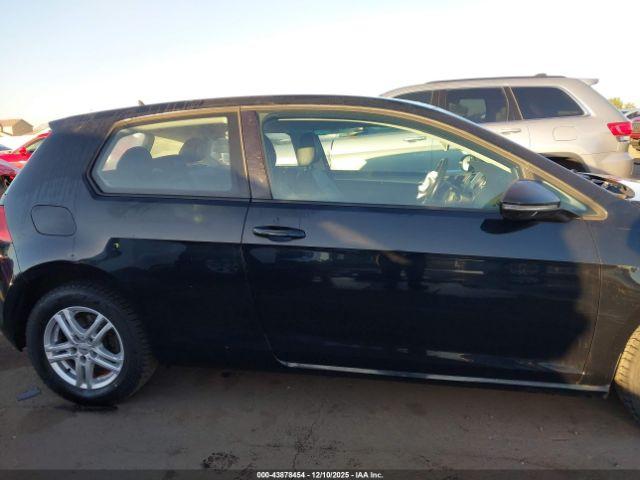 Volkswagen Golf Tsi S 2-door Image 11