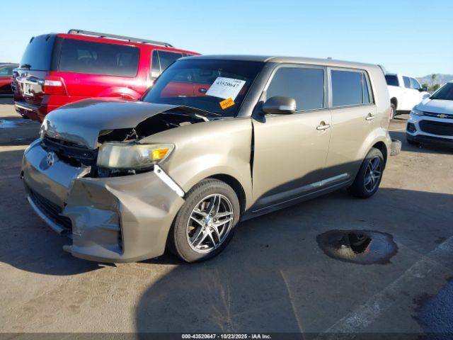 Scion xB Image 5