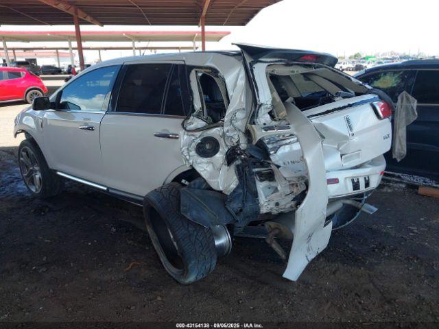 Lincoln MKX Image 13