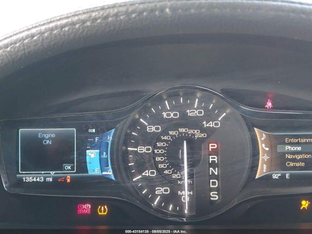 Lincoln MKX Image 16