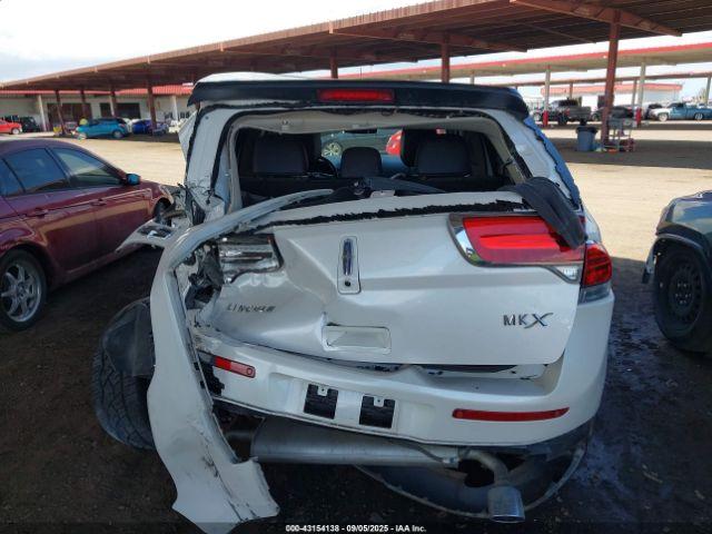 Lincoln MKX Image 7