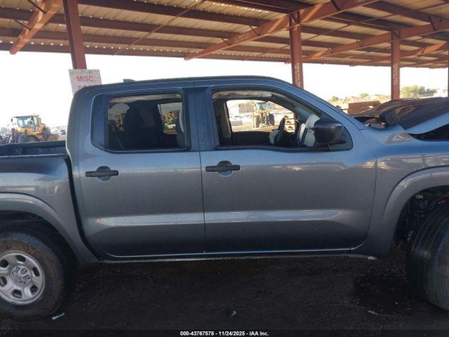 Nissan Frontier S 4x2 Image 7