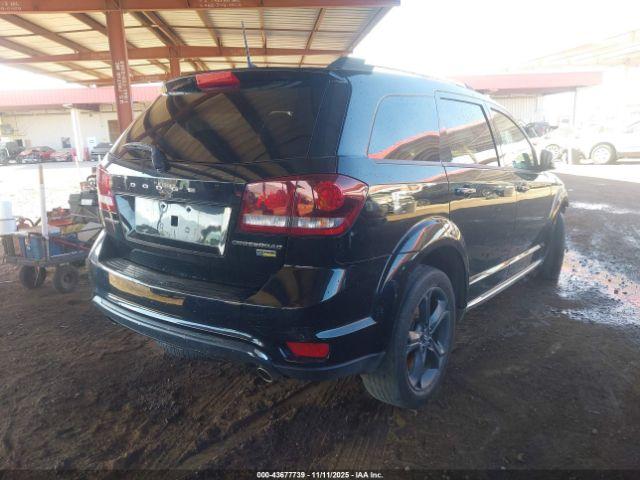 Dodge Journey Crossroad Image 20