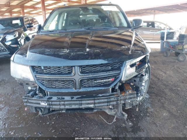 Dodge Journey Crossroad Image 2