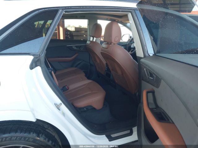 Audi Q8 Premium Plus 55 Tfsi Quattro Tiptronic Image 3